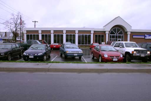 The Front Royal Post Office parking lot